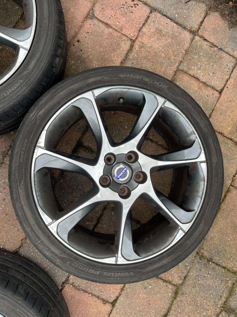 4x 235/40 r18 volvo 'portunus' met hankook 4mm