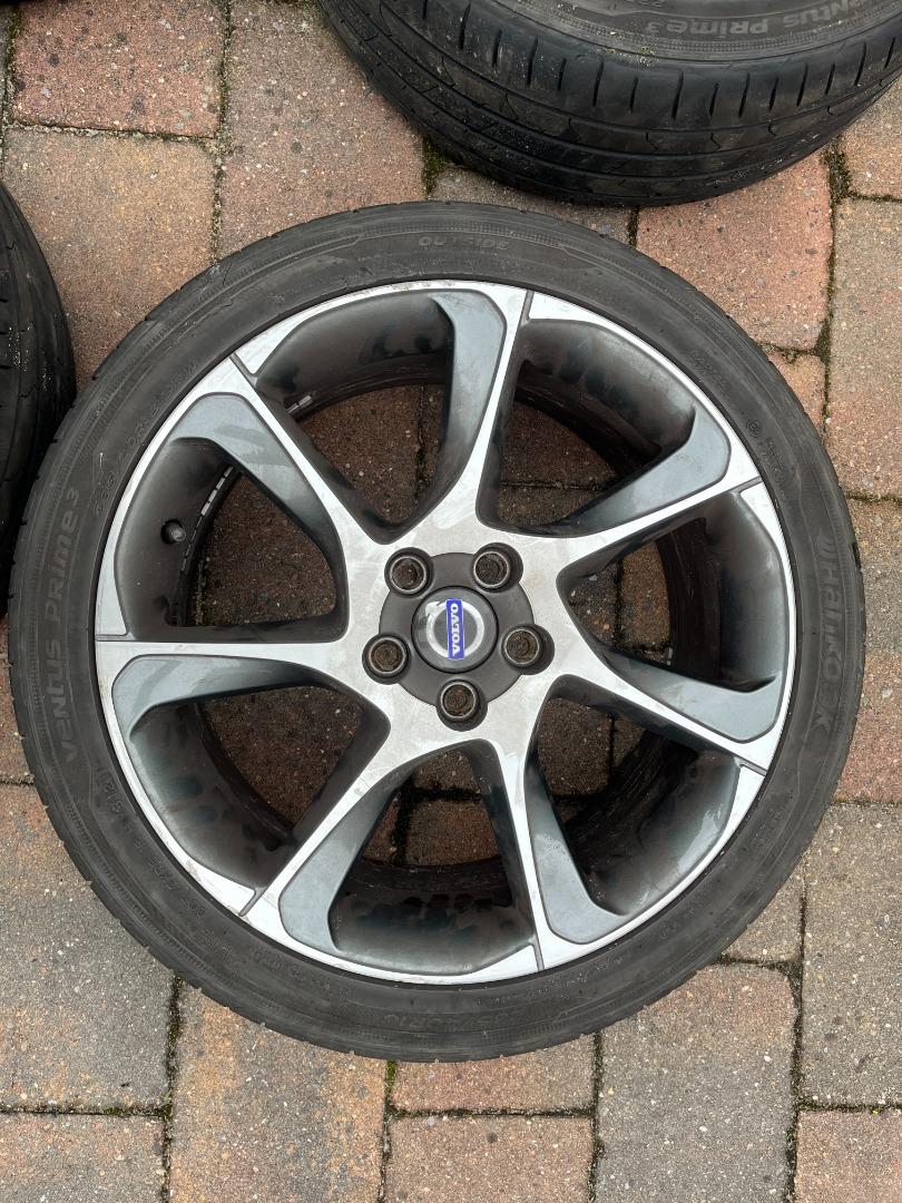 4x 235/40 r18 volvo 'portunus' met hankook 4mm