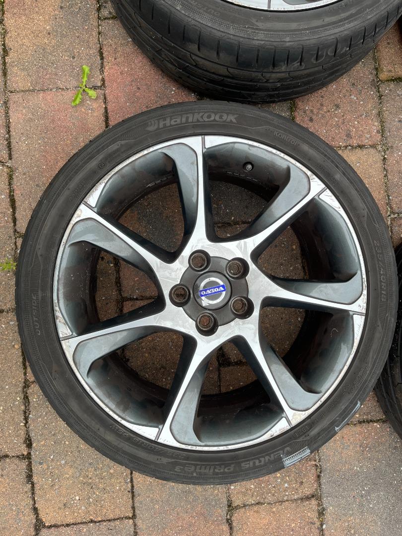 4x 235/40 r18 volvo 'portunus' met hankook 4mm